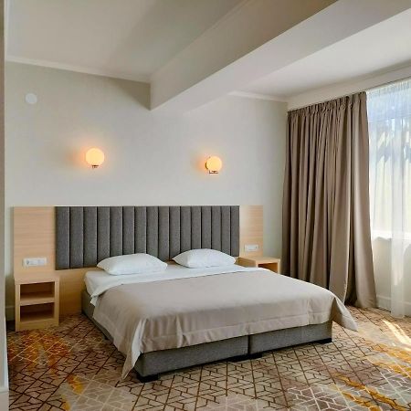 Hotel Citrus Gagra Esterno foto