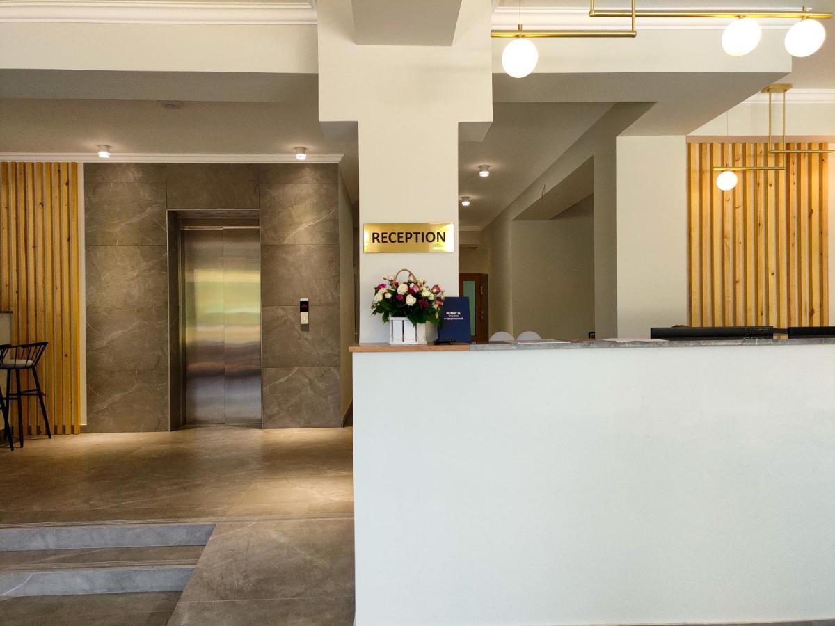 Hotel Citrus Gagra Esterno foto