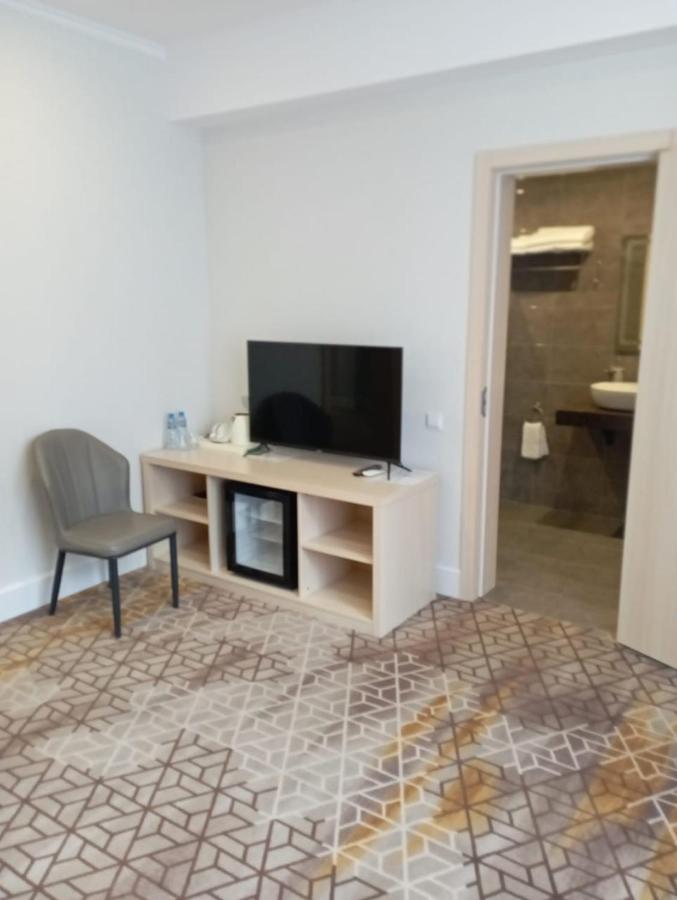 Hotel Citrus Gagra Esterno foto